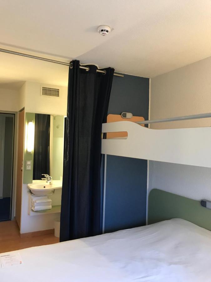 Logis Hotel De Port D'Alon - St Cyr Sur Mer Saint-Cyr-sur-Mer Dış mekan fotoğraf